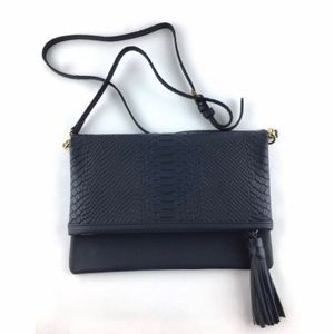 GiGi New York Rachel convertible clutch